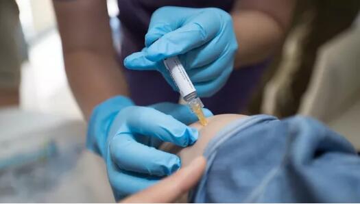 触目惊心!曾经的购物天堂,已沦为“假货天堂”(图8) 触目惊心!曾经的购物天堂,已沦为“假货天堂”(图8)