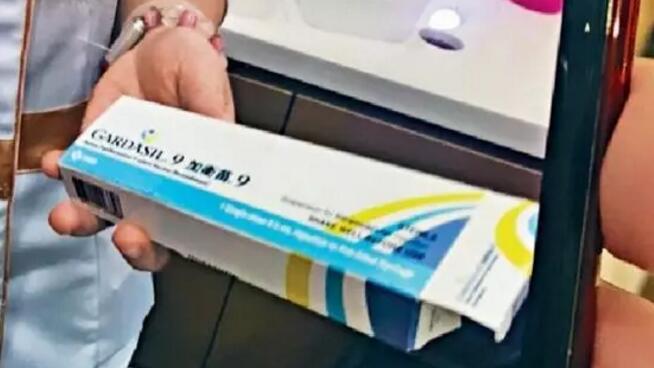 触目惊心!曾经的购物天堂,已沦为“假货天堂”(图16) 触目惊心!曾经的购物天堂,已沦为“假货天堂”(图16)