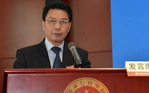 董拔萃:正告民进党当局 切莫试图逾越“雷池”(图1) 董拔萃:正告民进党当局 切莫试图逾越“雷池”(图1)