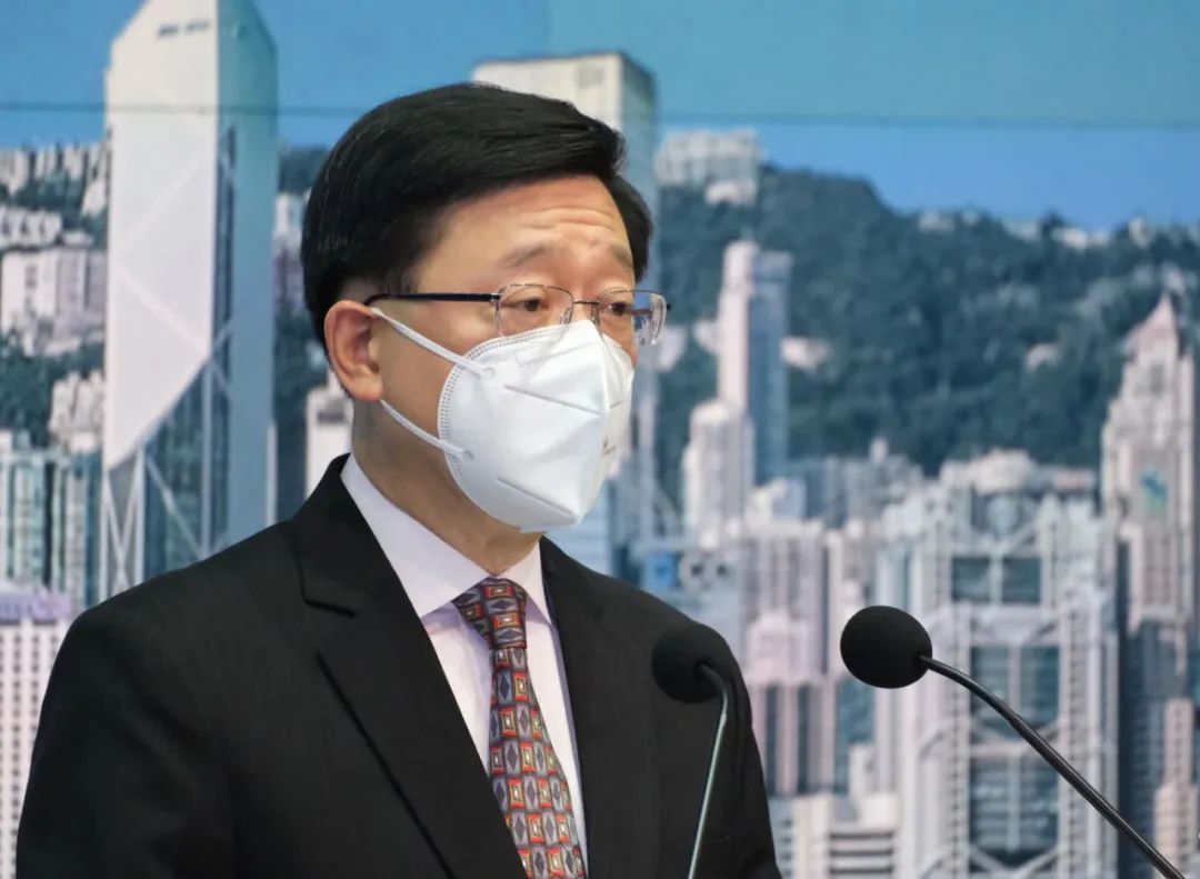 乌克兰国防部展示遭篡改版特区区旗,李家超回应(图1) 49.jpg