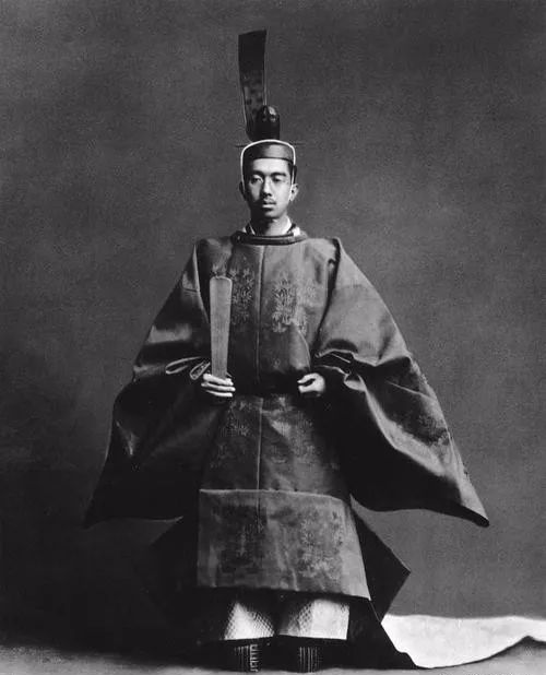 日本投降前一晚,国内士兵一夜疯狂,给中国留下数十年遗恨(图2) 51.png