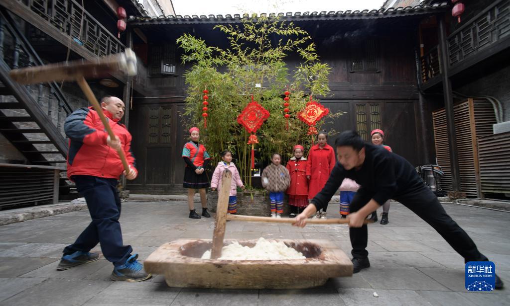 玉兔奔九州 年味满中华——从癸卯春节看中华文化新气象(图5) 玉兔奔九州 年味满中华——从癸卯春节看中华文化新气象(图5)