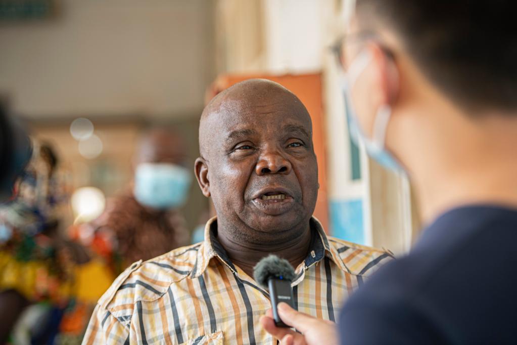 总书记的回信,激励他们续写大爱无疆的中国故事(图2) 总书记的回信,激励他们续写大爱无疆的中国故事(图2)