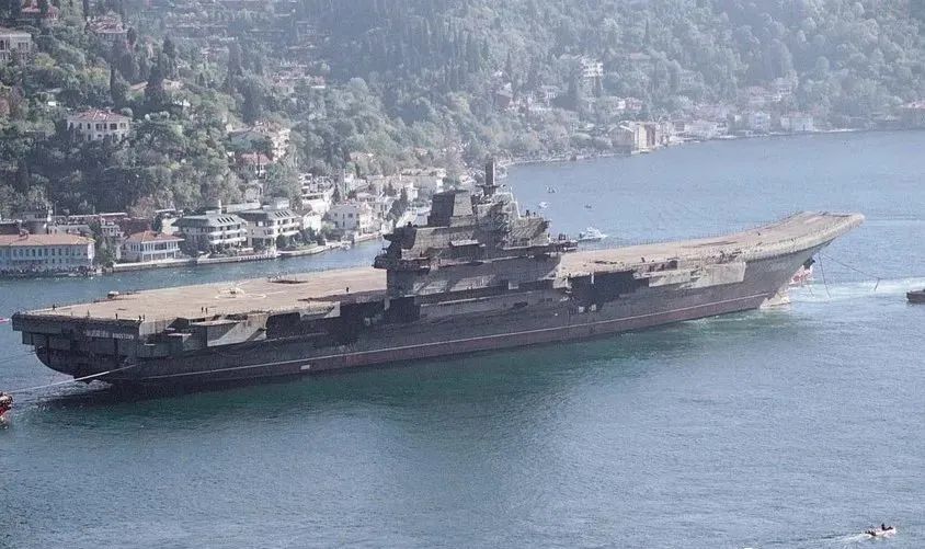 苏联解体后,唯一一样各成员国都不想拿的东西,最后全给了俄罗斯(图5) 24.jpg