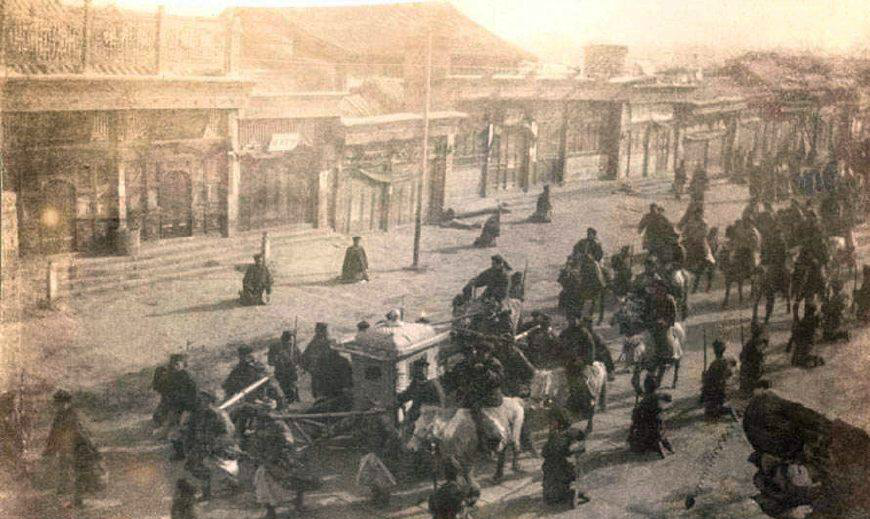 慈禧西逃,连御林军都没带,全靠一民间组织,逃亡千里却毫发无损(图1) 32.png