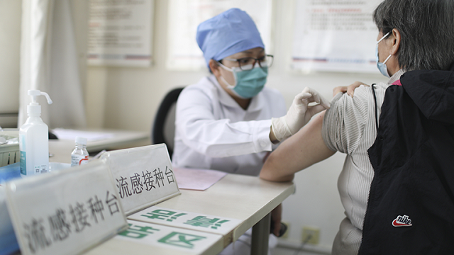 距离下一个流感流行季仅半年,口罩还要不要戴?疫苗需要“一年两针”吗?(图1) 2.png