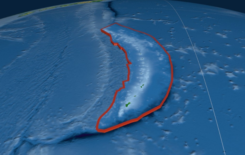 下潜1万多米的海底,科学家发现了不该发现的东西,是什么?(图2) 21.png