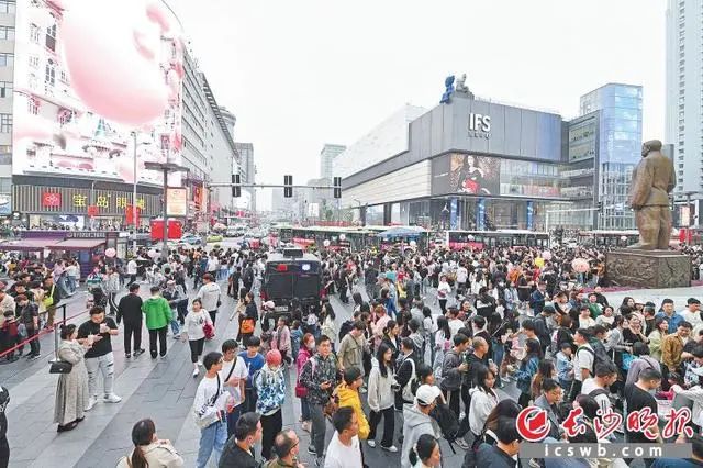 好多人啊!(图11) 43.jpg