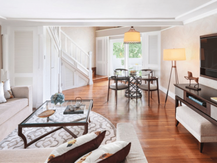 巴厘岛命案疑点重重 法医从业者:不能完全排除自杀(图1) 1.png