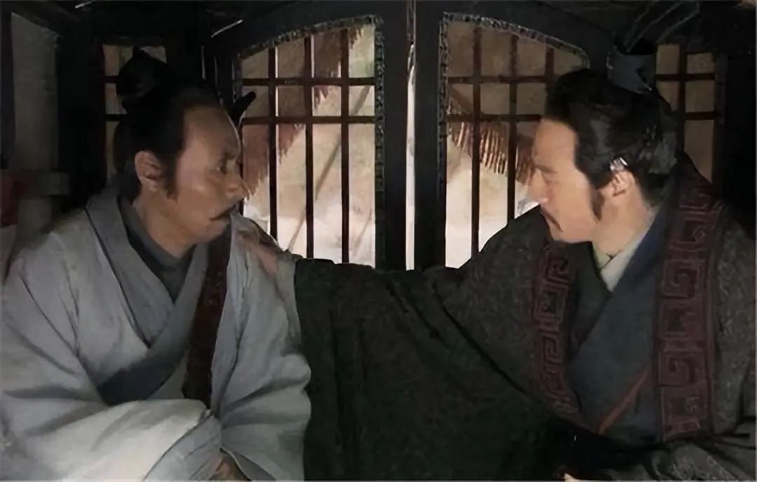 三国时的杜夫人常被人“霸占”,可她却没有寻短见,反而生活惬意(图7) 7.jpg