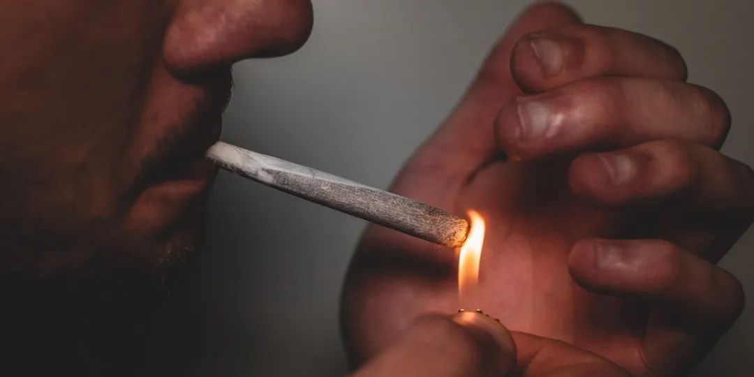 鸦片合法化?中国这个邻国竟有人如此要求了!(图2) 4.jpg