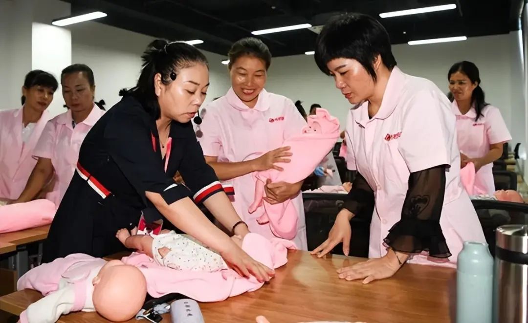 马未都:香港宁愿要20万菲佣,也不接受内地保姆,原因很简单(图19) 20.jpg