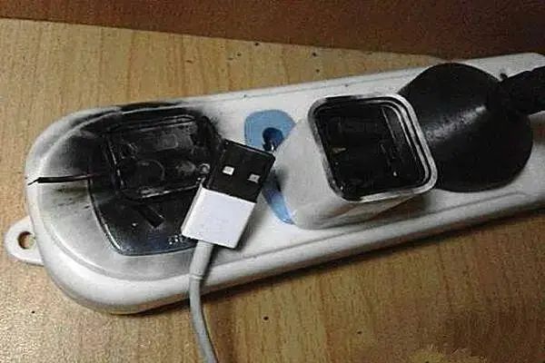 太吓人!看完这个,马上想回家拔插头……(图2) 640.jpg