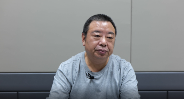 用上百平房子专门存高档酒,56次收受同一人贿赂!贵州一落马官员贪腐细节披露(图1) 640.png