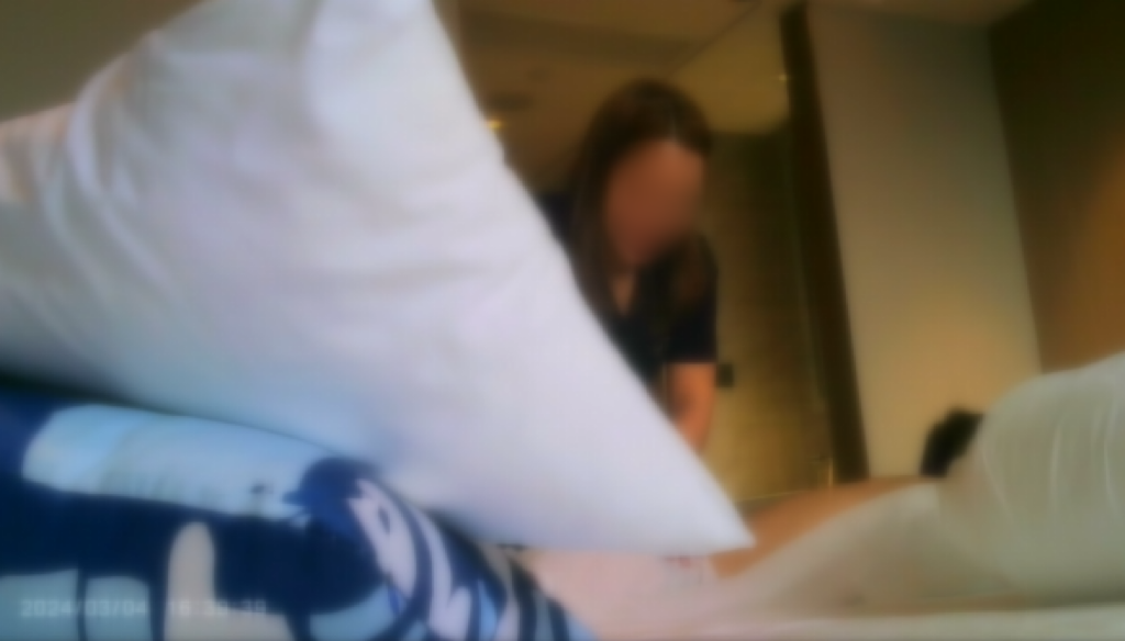 多个上门按摩APP被曝涉黄,“制服美女”还有过夜项目?记者调查→(图6) 640.png