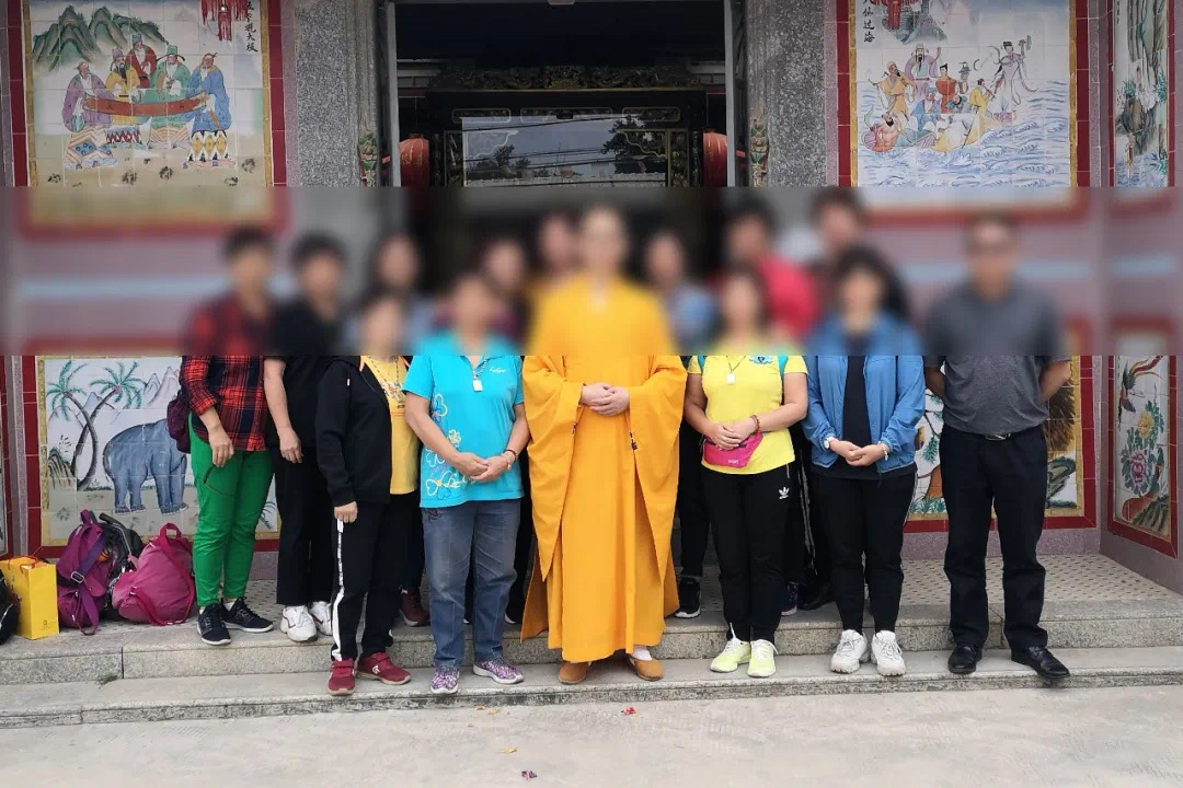 隐姓埋名寺庙23年当上住持,出门伪装、生儿育女…被抓时身份曝光(图2) 2.jpg