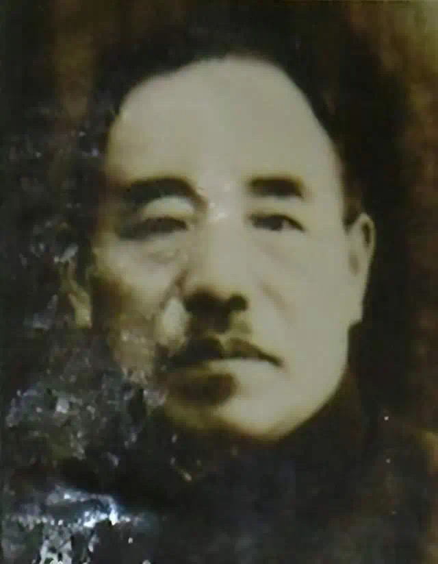 1927年周恩来被捕,没想到前来审讯的,竟是他当年黄埔军校的学生(图3) 14.jpg