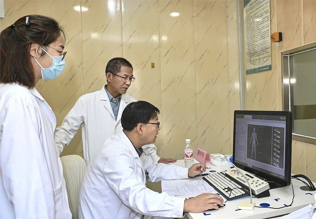 “如手机不能看医院检查影像,就要少收费”,CT、磁共振、X光收费新规来了!(图2) 22.jpg