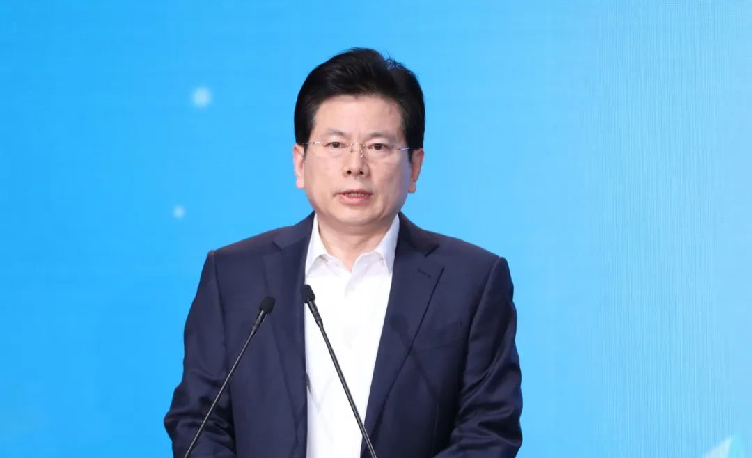 中央宣传部原副部长张建春严重违纪违法被开除党籍和公职(图1) 01.jpg