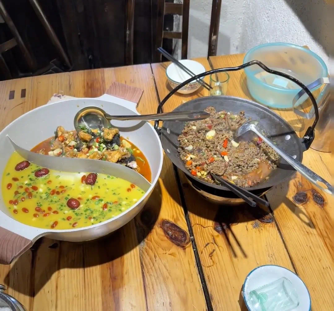 官方通报“张家界一饭店2个菜卖844元”(图2) 微信图片_20250206213353.jpg