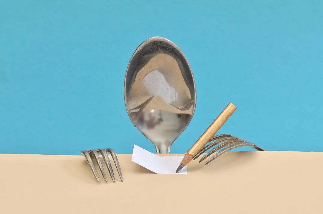 食材供货商是校长亲弟弟,校园餐如何能让人放心?(图1) 食材供货商是校长亲弟弟,校园餐如何能让人放心?(图1)