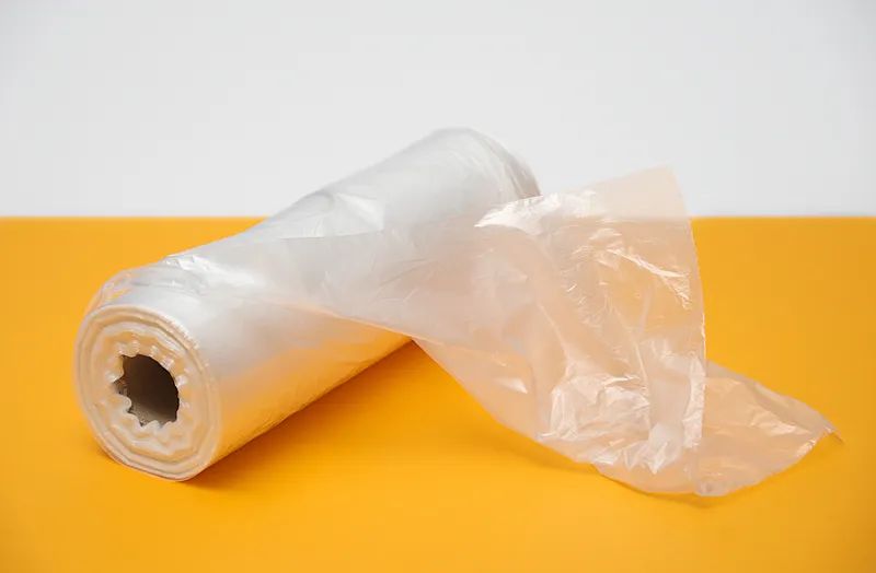 别再重复使用饮料瓶了！快转给家人→(图4)