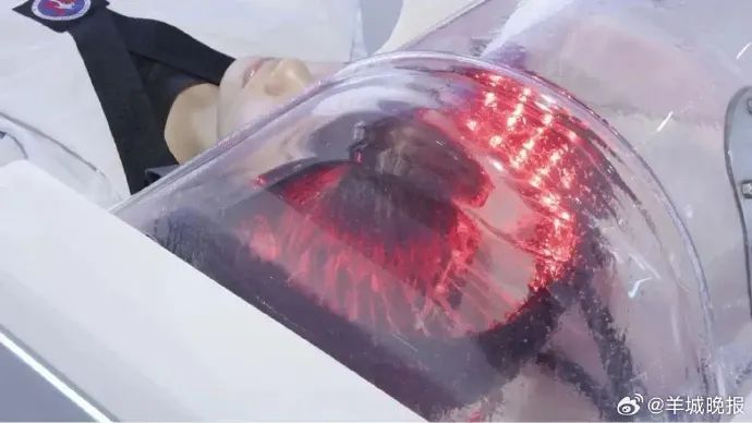 广州多店推出“AI洗头”(图2)