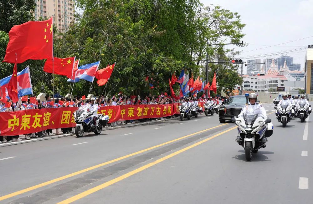 高清大图 | 习近平访问柬埔寨精彩图集(图12) 高清大图 | 习近平访问柬埔寨精彩图集(图12)