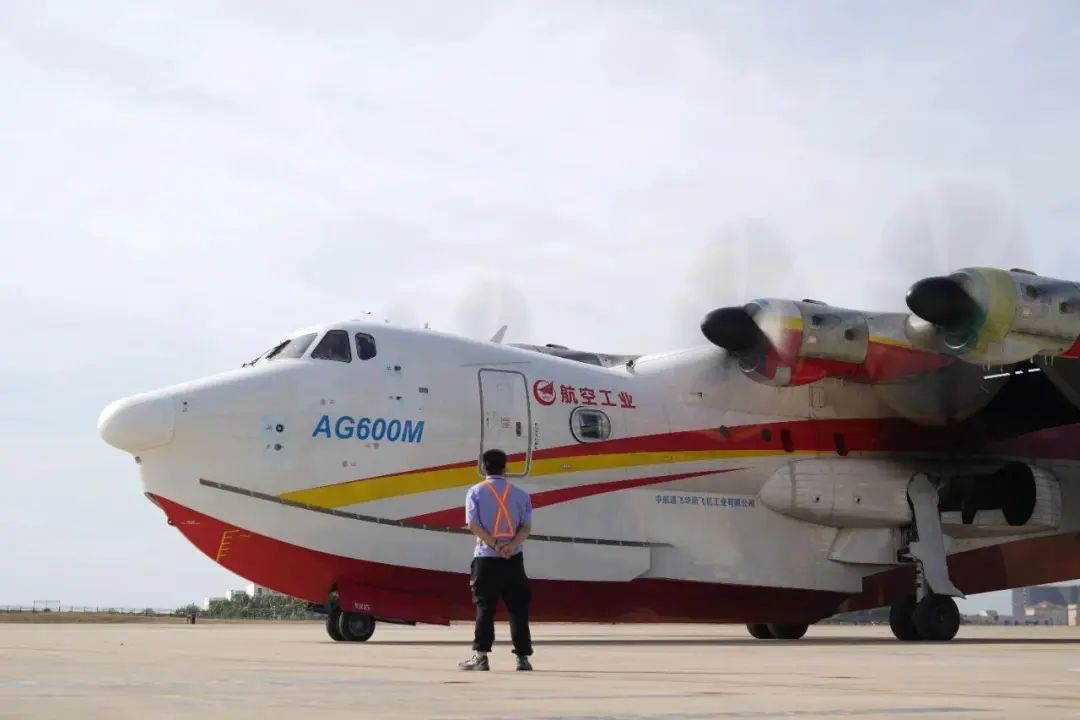 “会游泳的飞机”又有好消息!(图7) “会游泳的飞机”又有好消息!(图7)