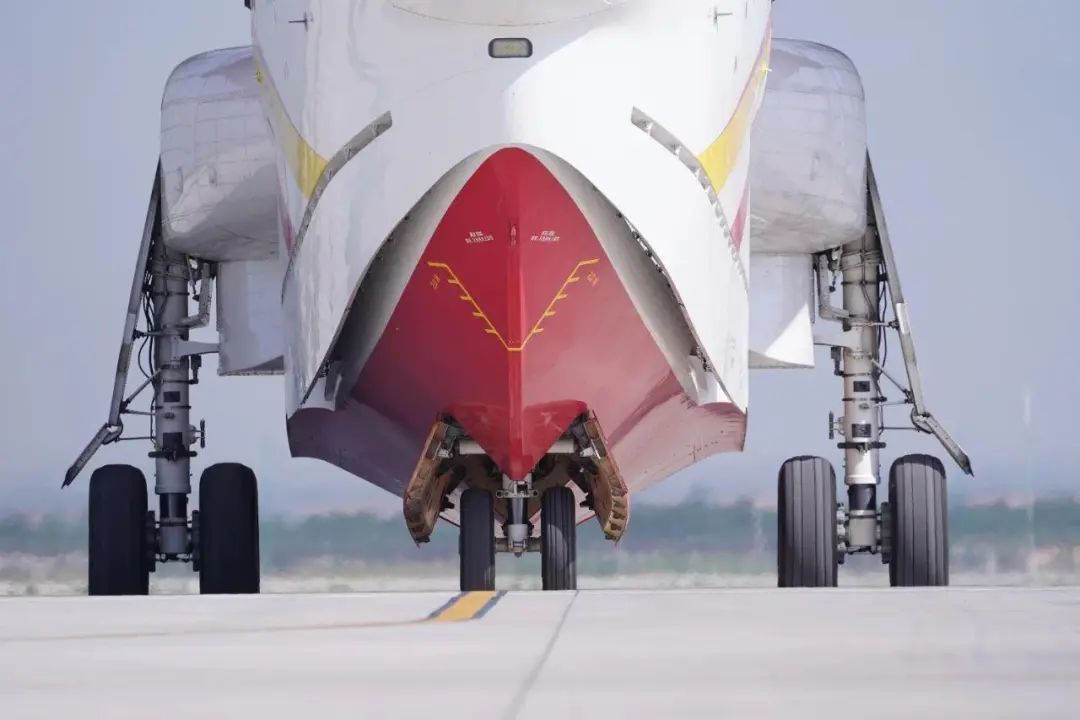 “会游泳的飞机”又有好消息!(图13) “会游泳的飞机”又有好消息!(图13)