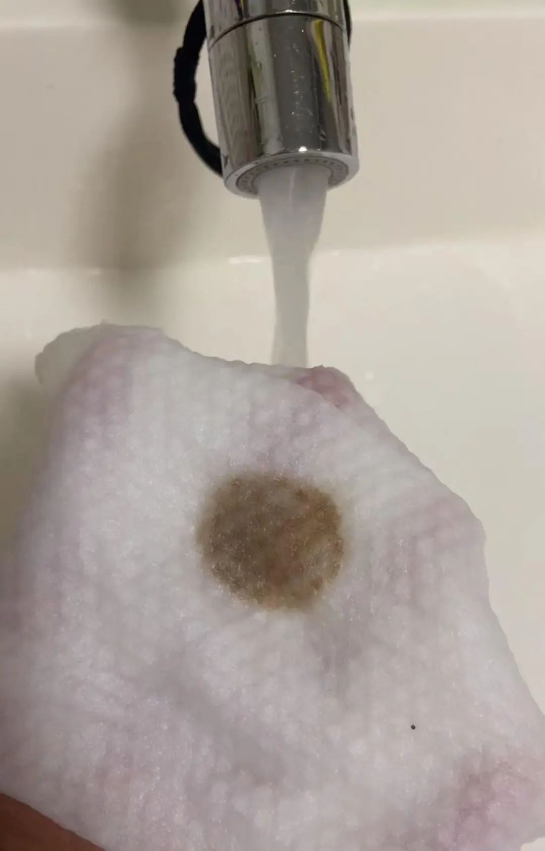 “淋浴后全身都是臭的”,杭州部分小区自来水异常后续(图1) 图片