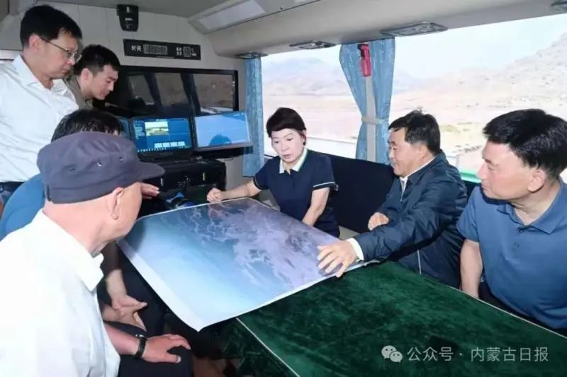 内蒙古自治区政府主席王莉霞被查,6天前曾赴现场指挥救灾!她是经济学博士,下讲台入仕途,47岁任市长、49岁任副省长(图3) 图片