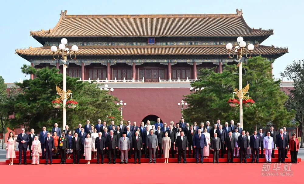 高清大图!习近平出席纪念抗战胜利80周年大会(图1) 1a.jpg