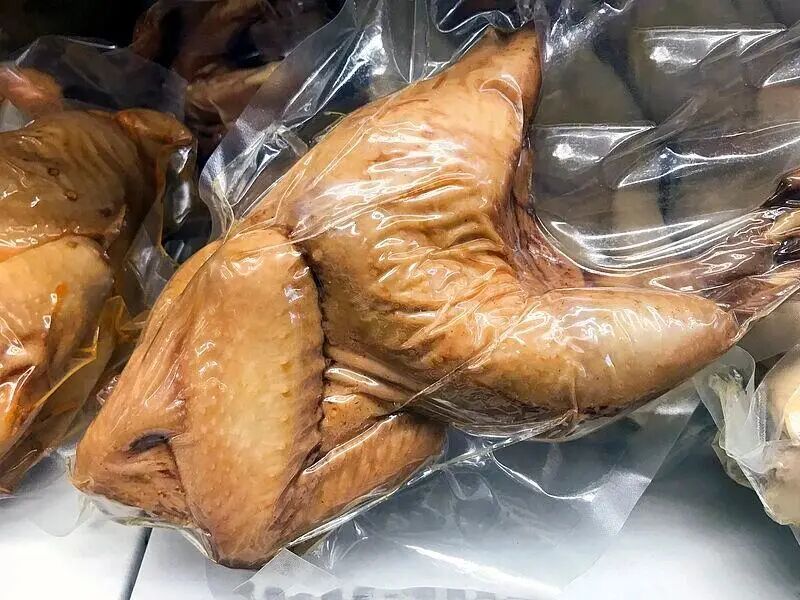 放进真空袋,就不怕食物过期了?这个隐患很多人都忽略了......(图2) 放进真空袋,就不怕食物过期了?这个隐患很多人都忽略了......(图2)