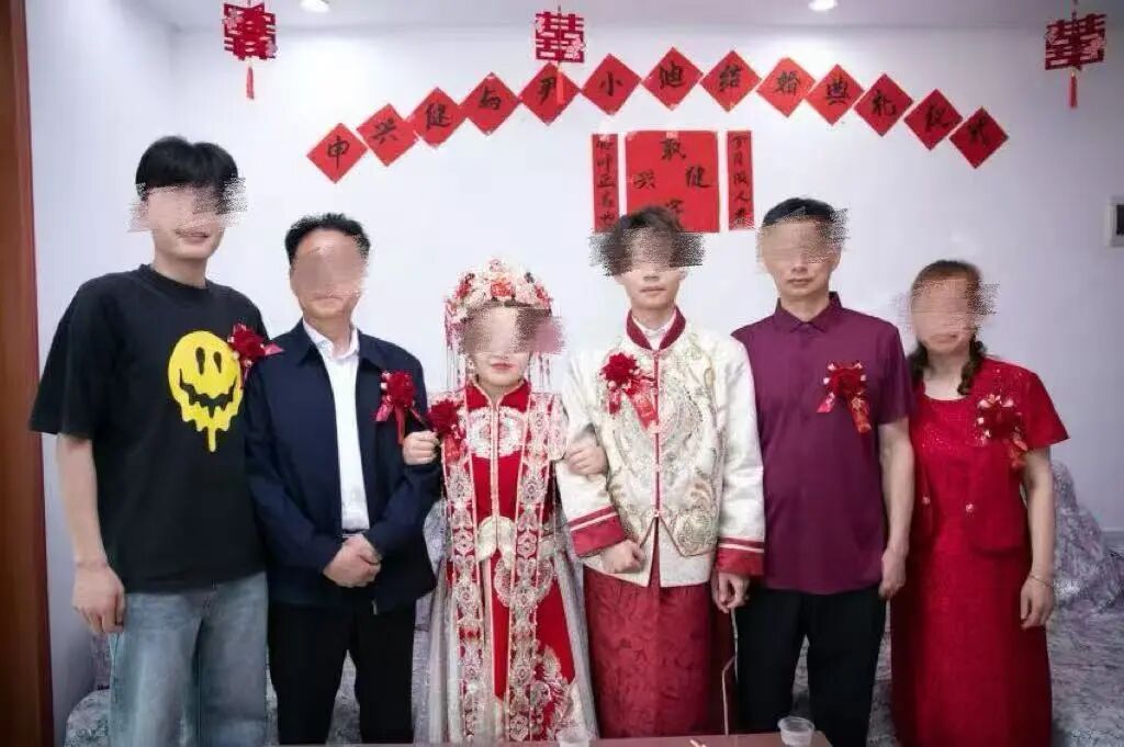 女子四年五次婚恋骗局,连父母都是租的(图1) a1.jpg