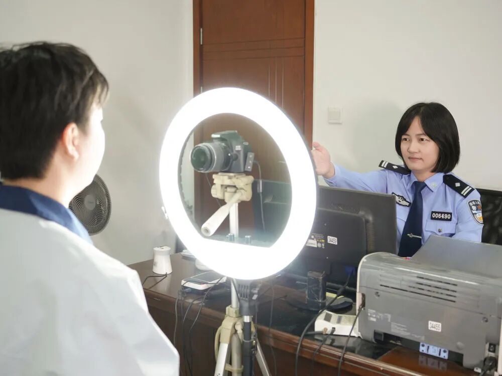 (图2) (图2)